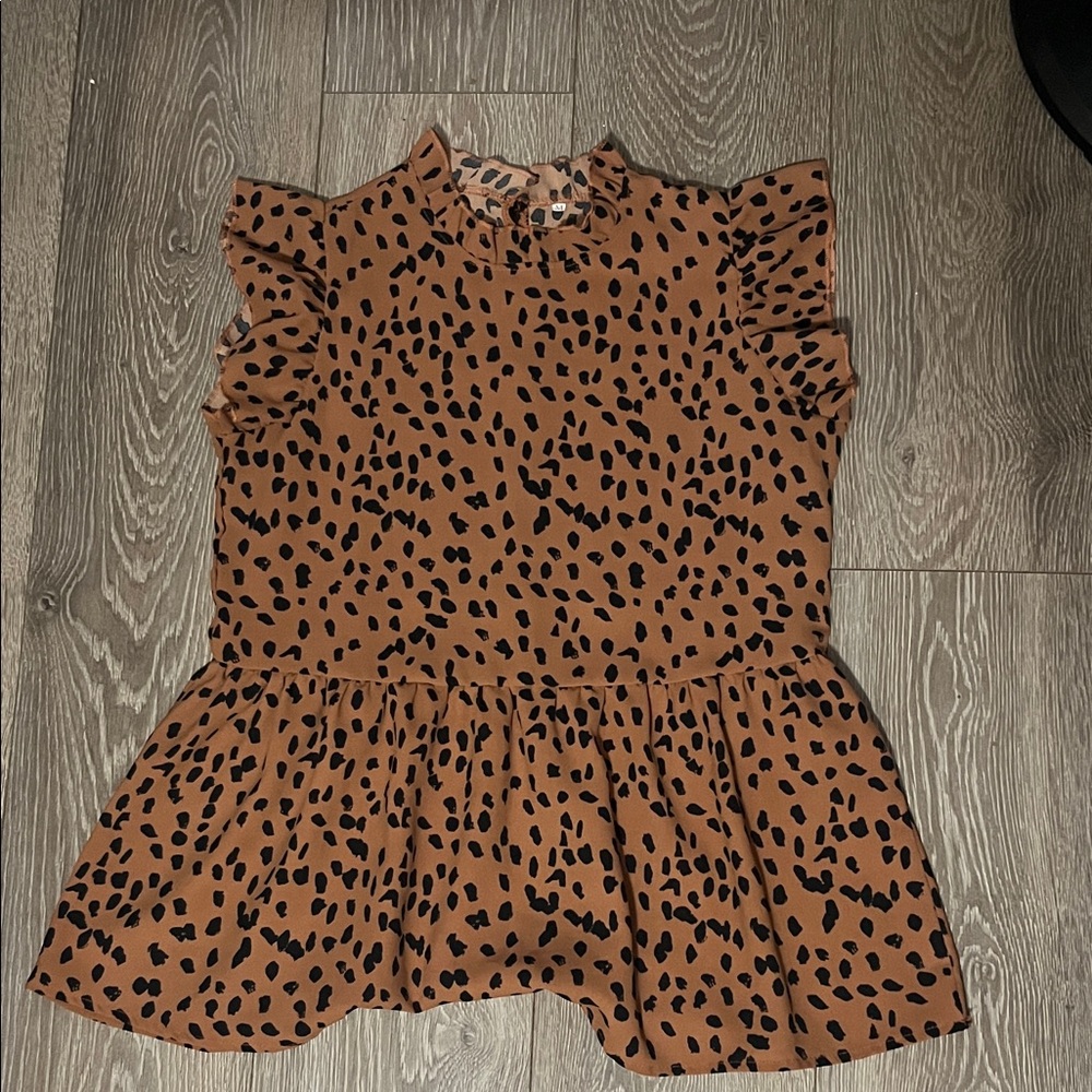 Leopard Print Ruffle Sleeve Top